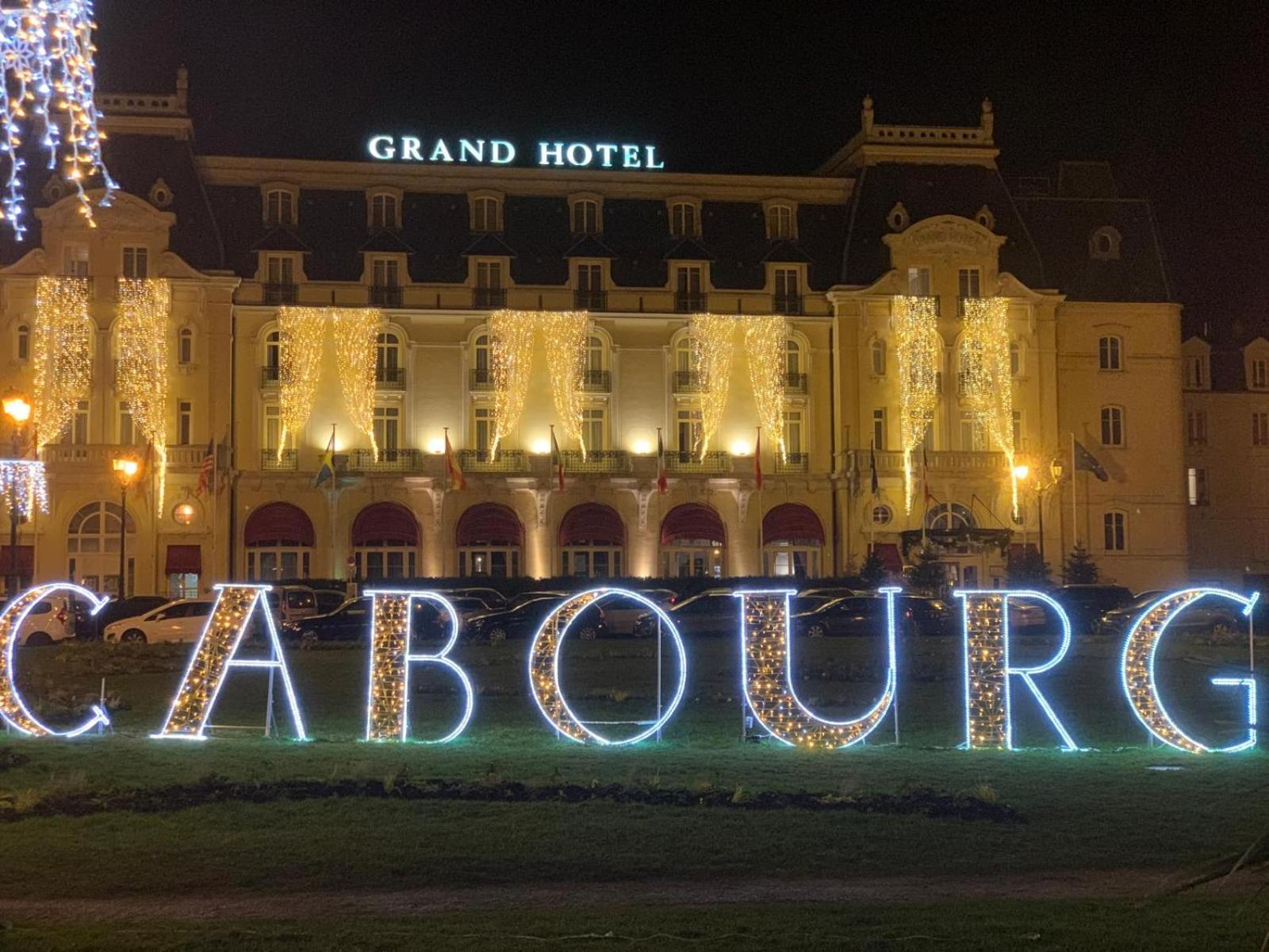 Le Nid De Plage A 100 M De La Mer Cabourg Exteriör bild